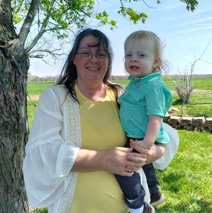 Meet your Posher, Paula